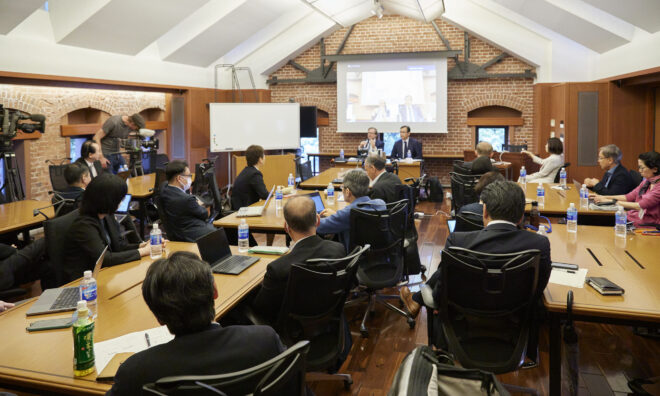 【Report】A Series of Lectures for the Creation of “A New Collaborative Research Organization for a New Enlightenment” —Lectured by Prof. Markus Gabriel; “For a New Enlightenment”